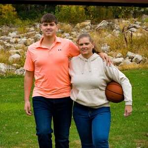 Meet your Posher, Lisa